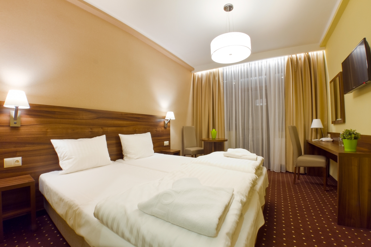 Hotel Podium - tylko na wiosnę nocleg z obiadokolacją już do 125,00 zł od osoby