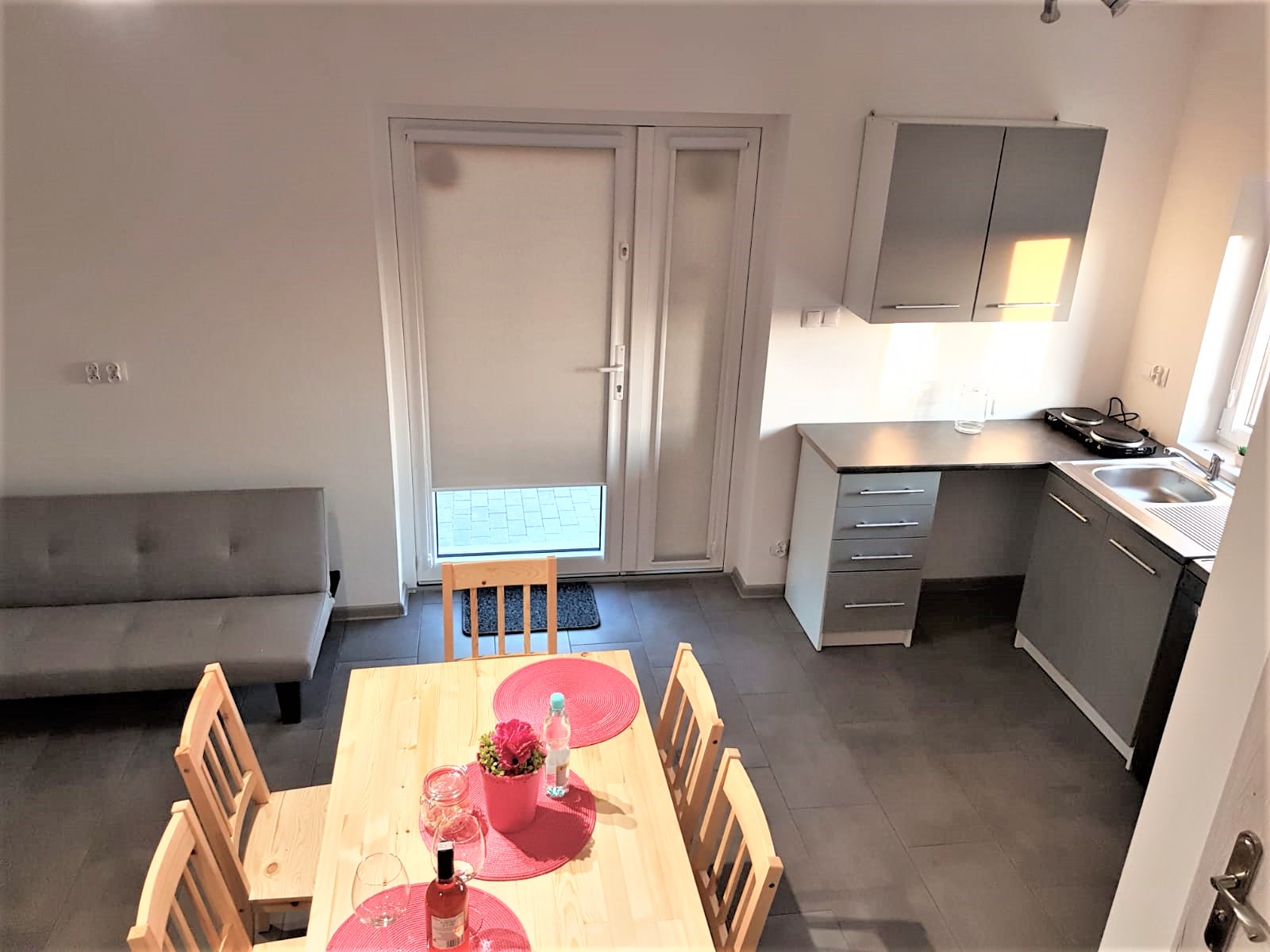 Sarbinowo apartamenty domki blisko morza tanio na wynajem nowe 2018